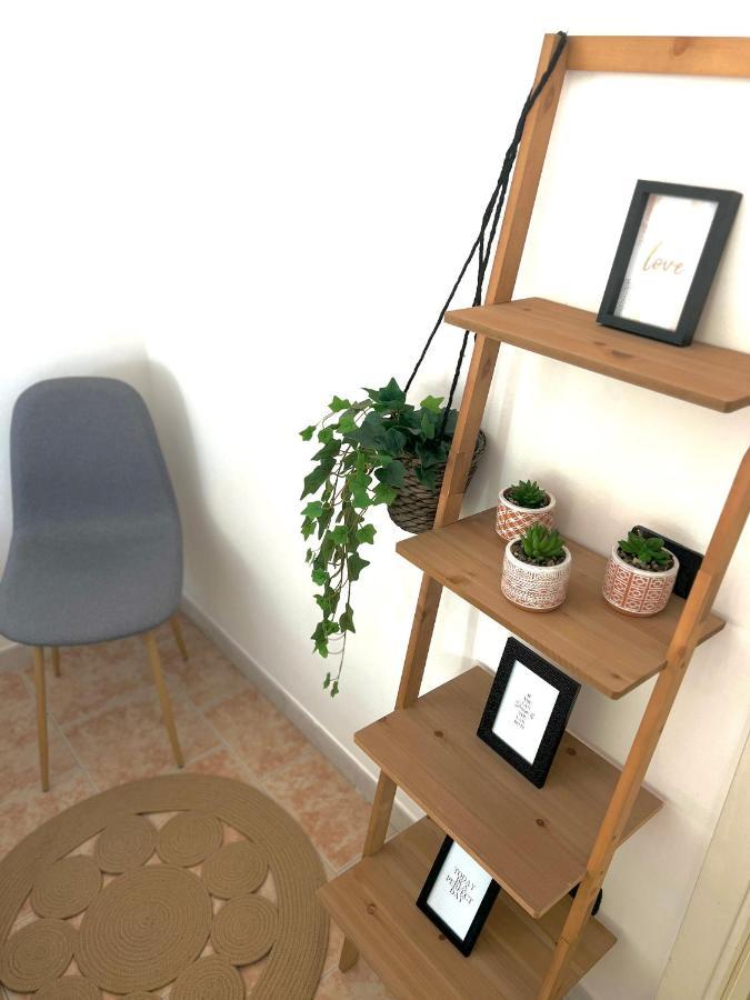 Casa Polly 2 - Ampio E Comodo Appartamento A Voghera Bagian luar foto
