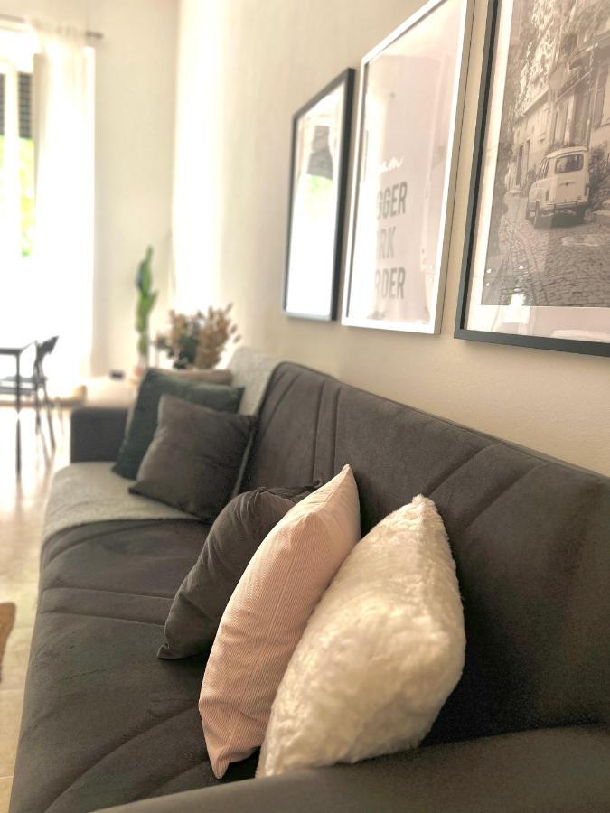 Casa Polly 2 - Ampio E Comodo Appartamento A Voghera Bagian luar foto